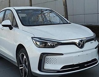 新車信息 北汽新能源EU5 R600 續(xù)航501km 成都車展上市