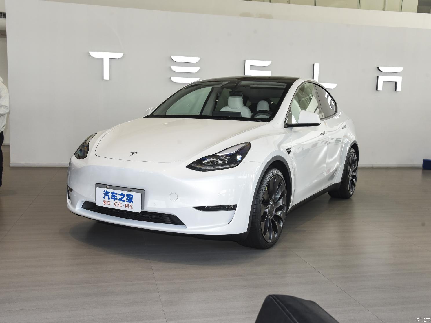 特斯拉中國 Model Y 2022款 Performance高性能全輪驅(qū)動(dòng)版