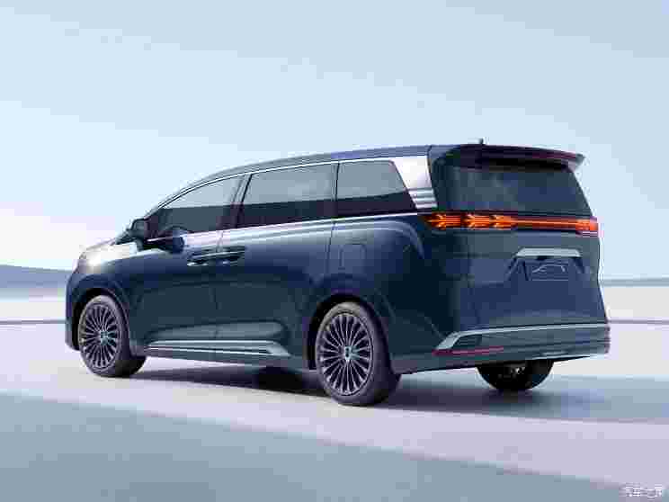 騰勢(shì)汽車(chē) 騰勢(shì)D9 2022款 基本型